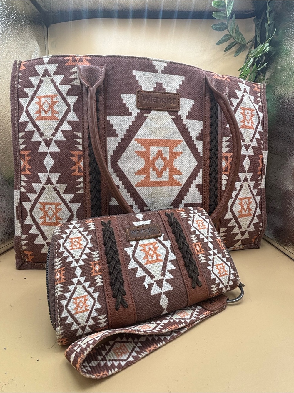 Wrangler Southwestern Aztec Tote Bag & Wristlet Wallet Set Brown Western Boho